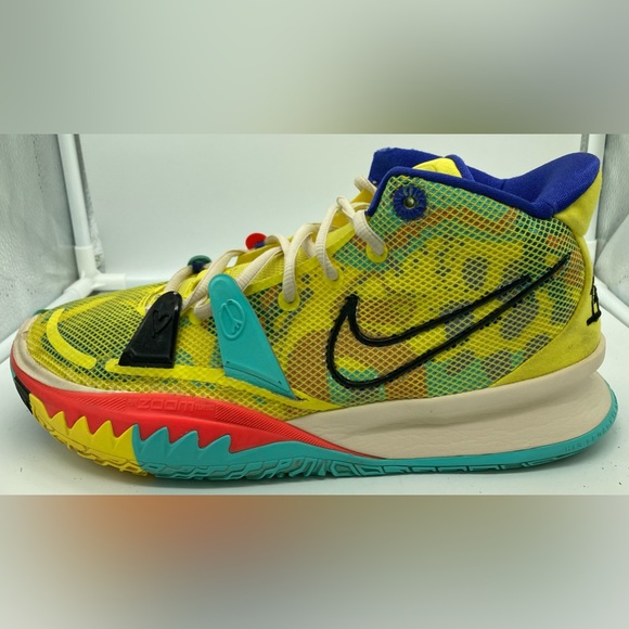 Nike Other - Nike Kyrie 7 1 World 1 People Yellow Strike